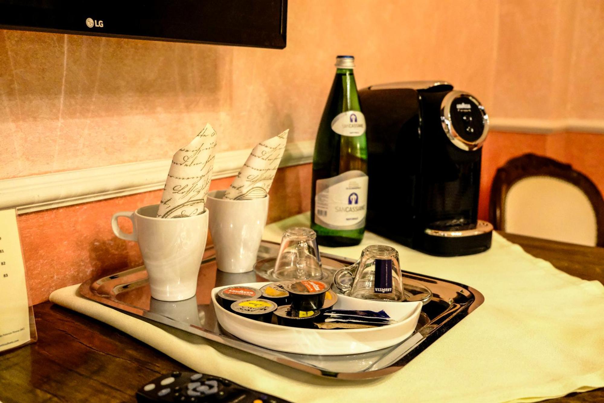 L'Antico Uliveto Hotel Porto Potenza Picena Room photo
